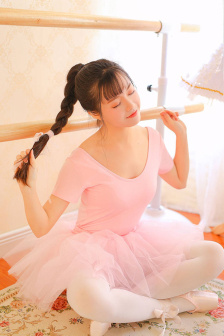 杨门十二寡妇肉床电影